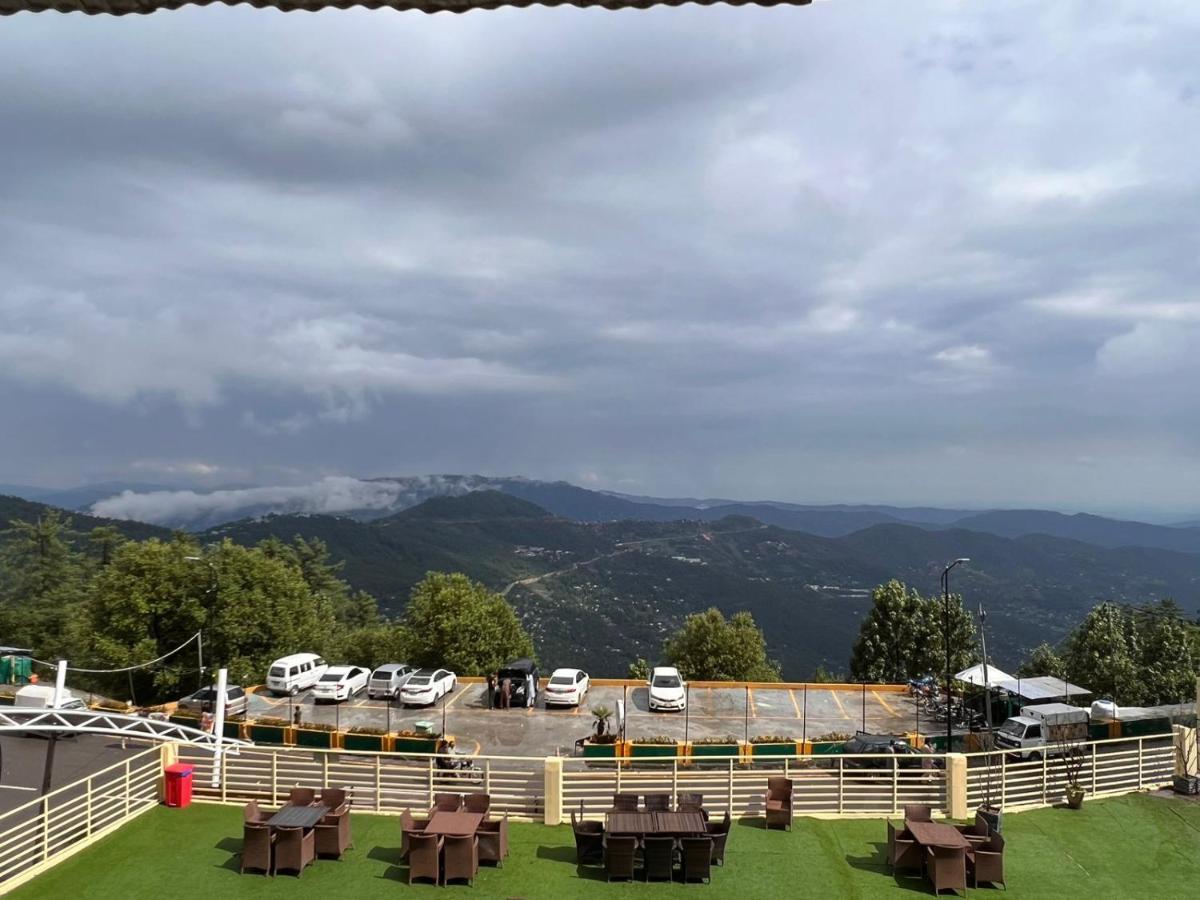Buland Heights Hotel Murree Buitenkant foto
