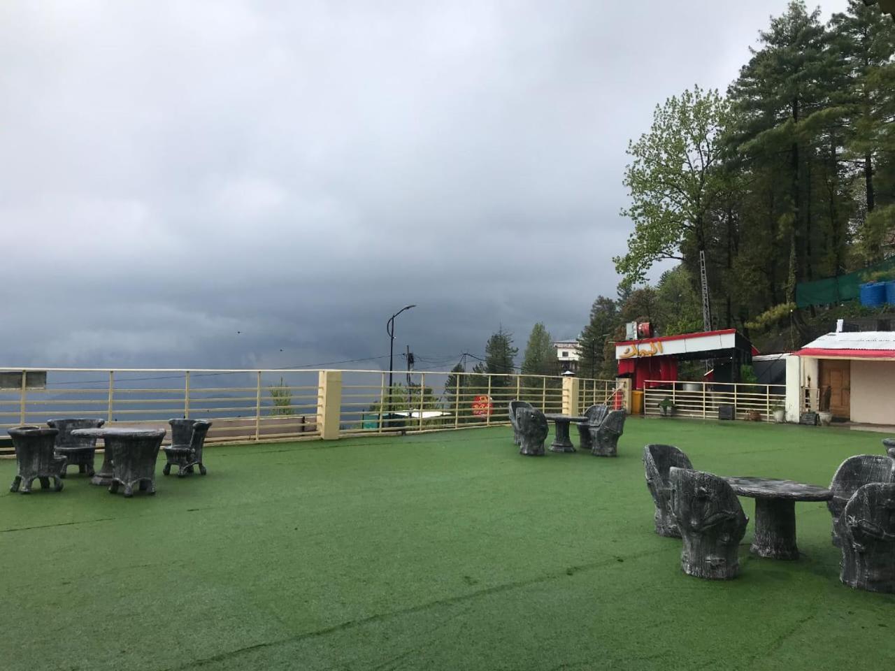 Buland Heights Hotel Murree Buitenkant foto